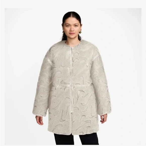 Nike Therma Fit Sherpa Jacket Coat Women’s SMALL NEW Parka Christmas Holiday - Picture 11 of 12